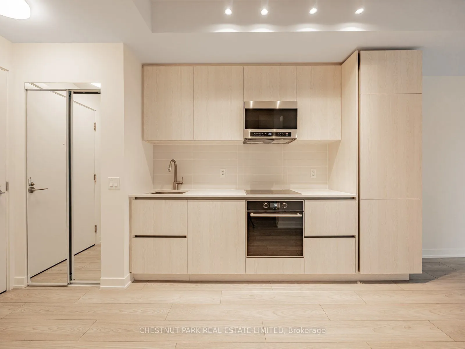 110 Broadway Avenue, #1006 S