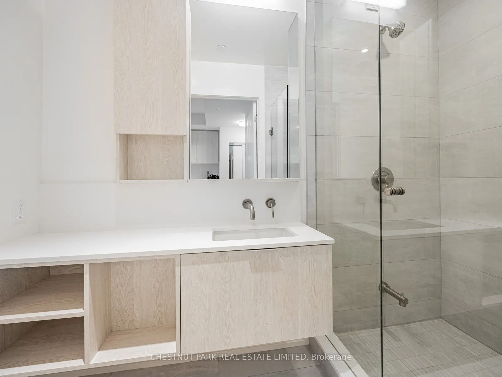 110 Broadway Avenue, #1006 S