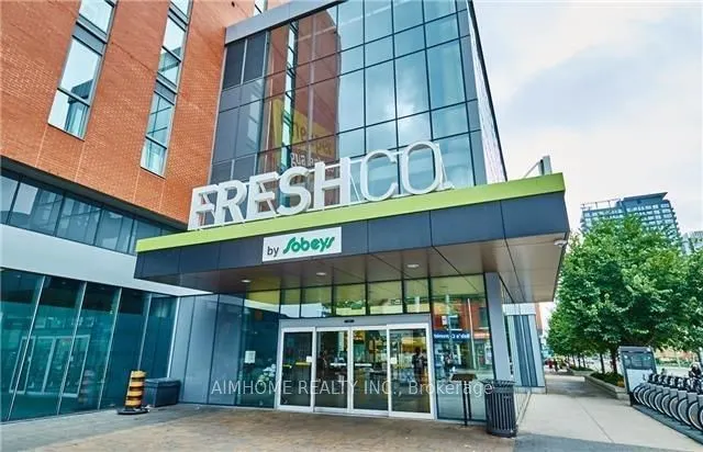 25 Cole Street, #713