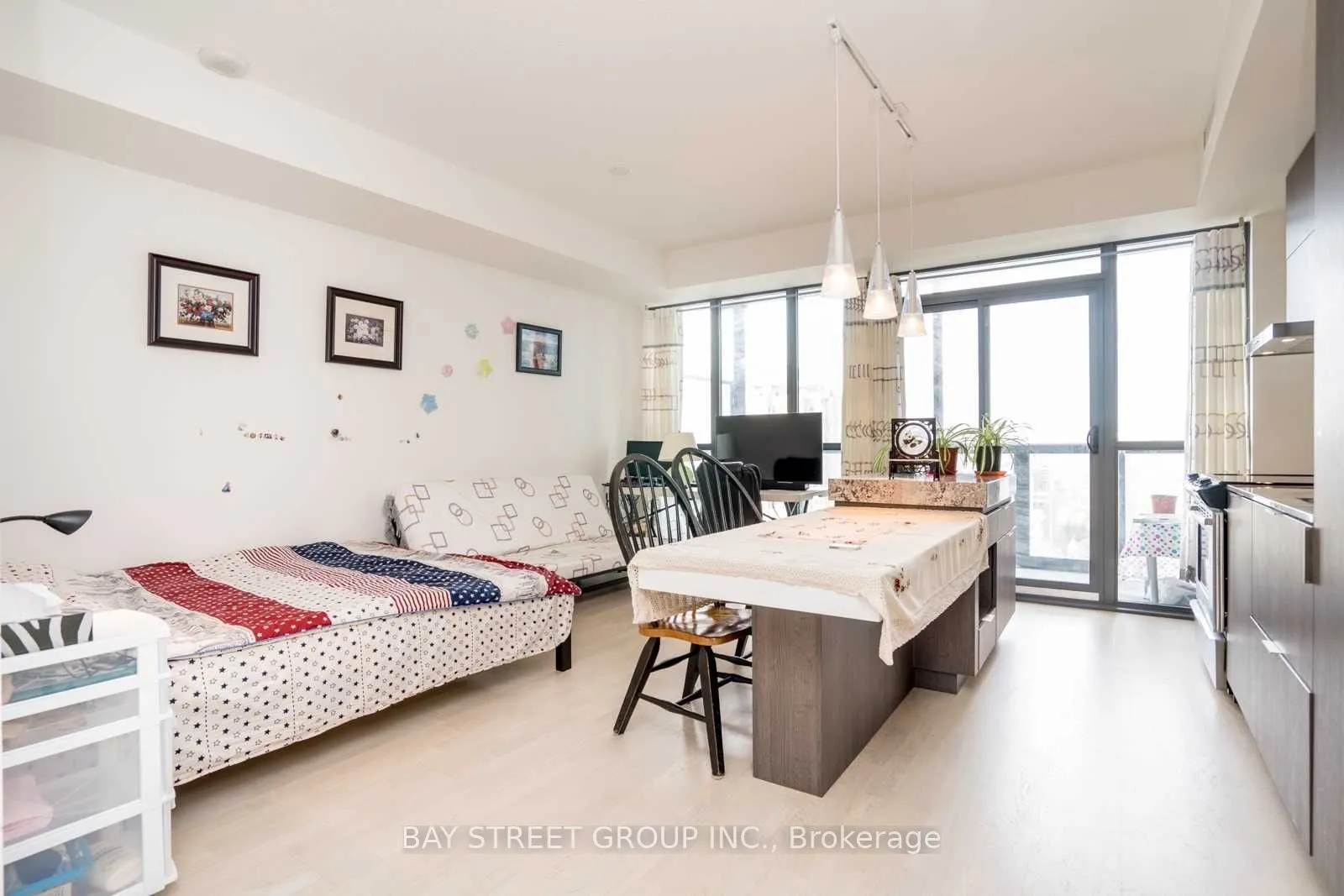 101 Charles Street E, #1709