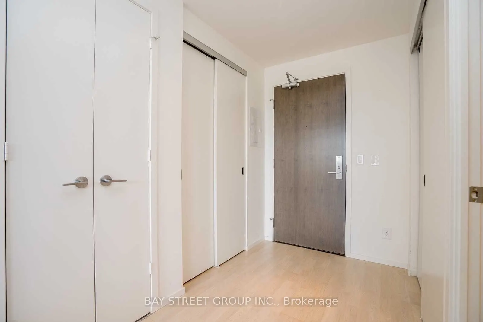 101 Charles Street E, #1709