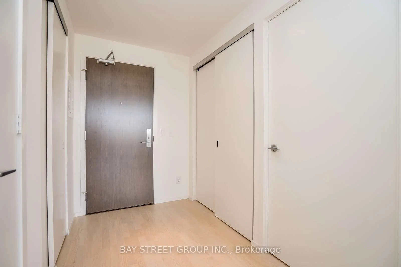 101 Charles Street E, #1709