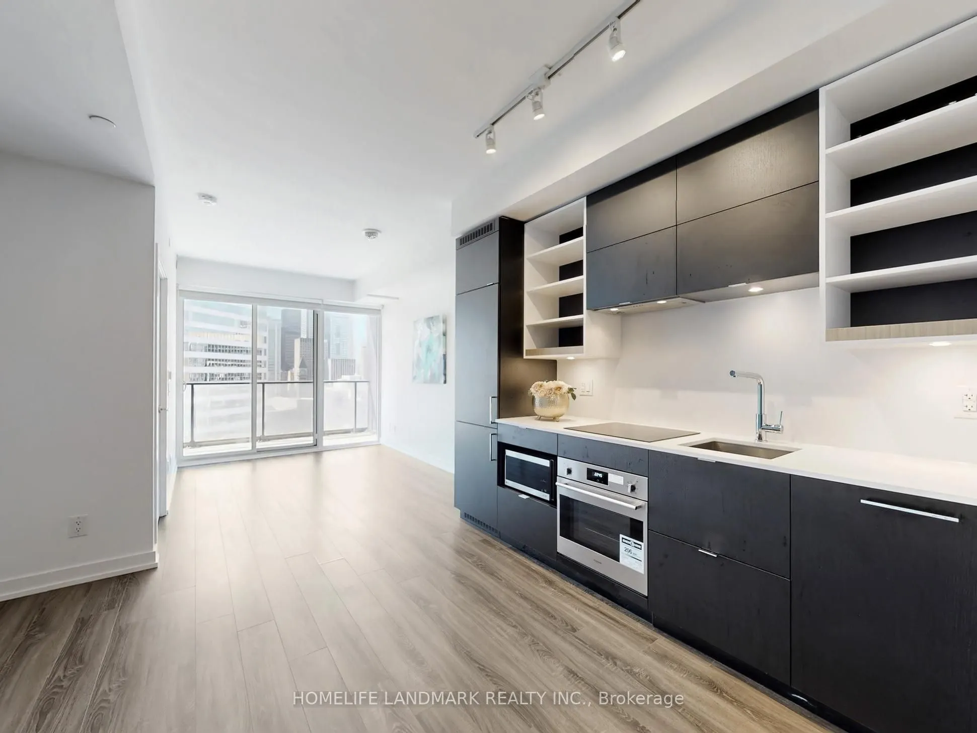 20 Edward Street, #2007