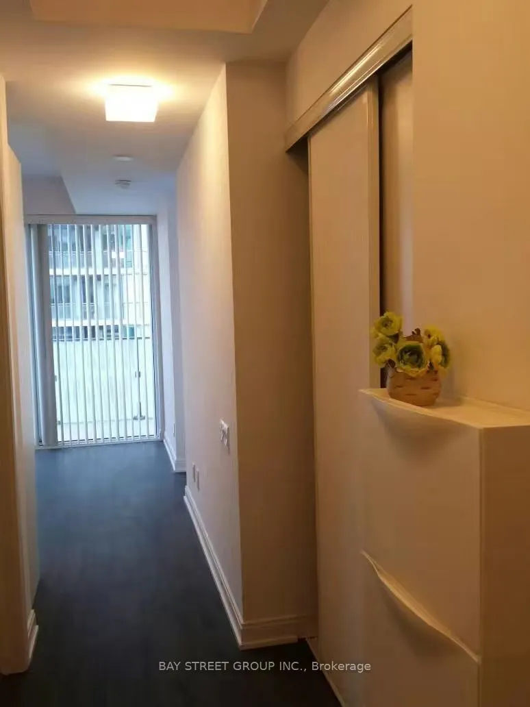 42 Charles Street E, #2103