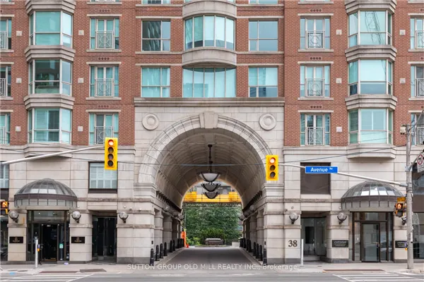 38 Avenue Road, #700