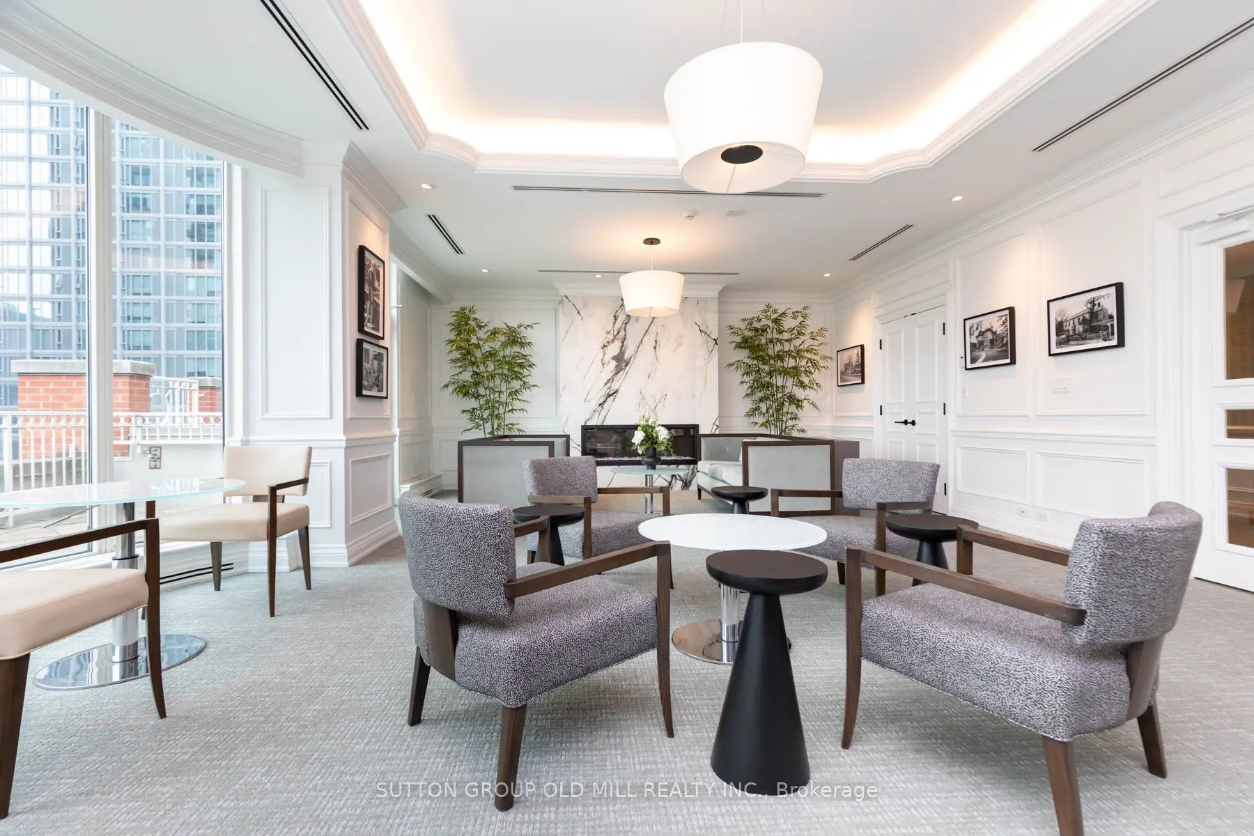 38 Avenue Road, #700