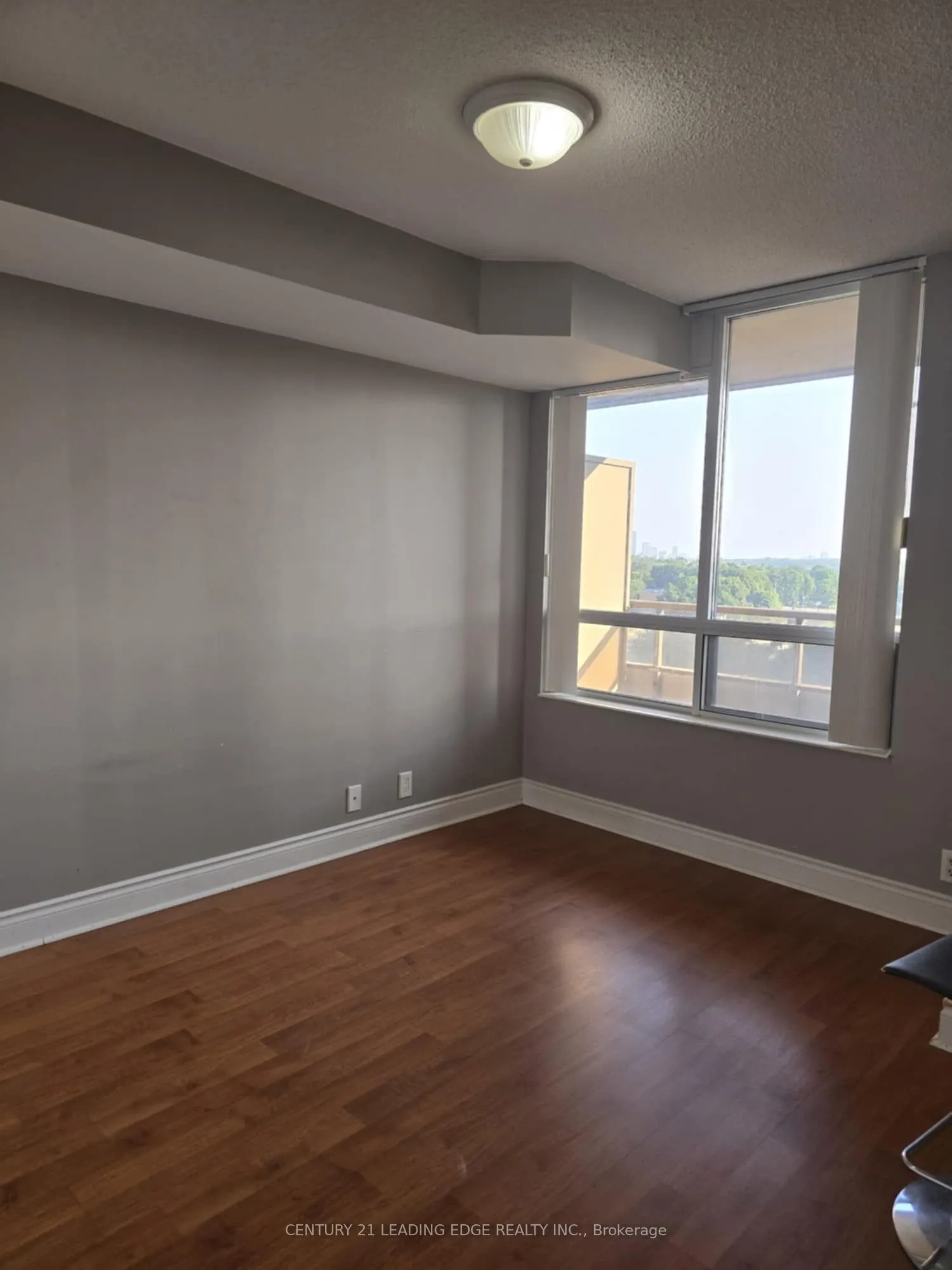 80 Harrison Garden Boulevard, #625