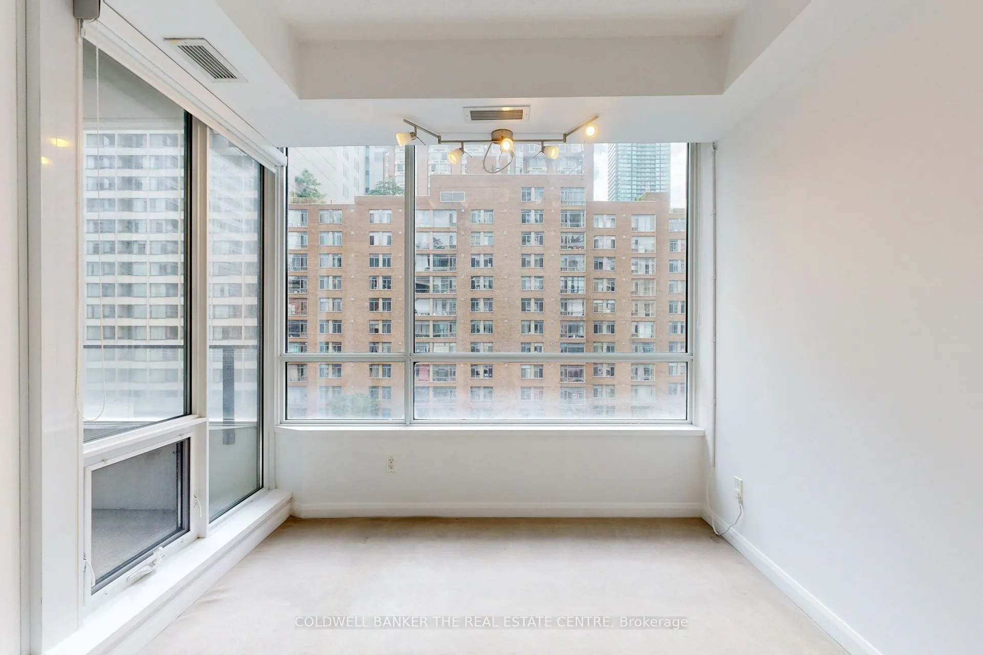 111 Elizabeth Street, #1118