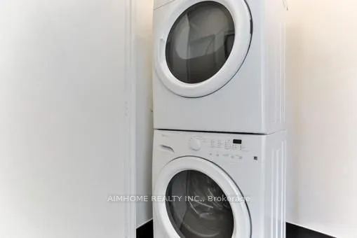 455 Front Street E, #N1111