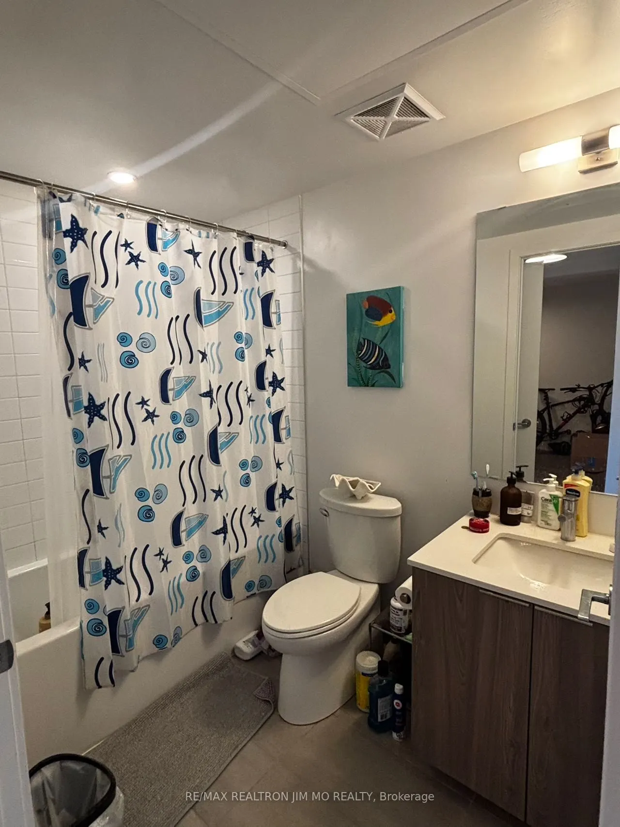 357 King Street W, #1008