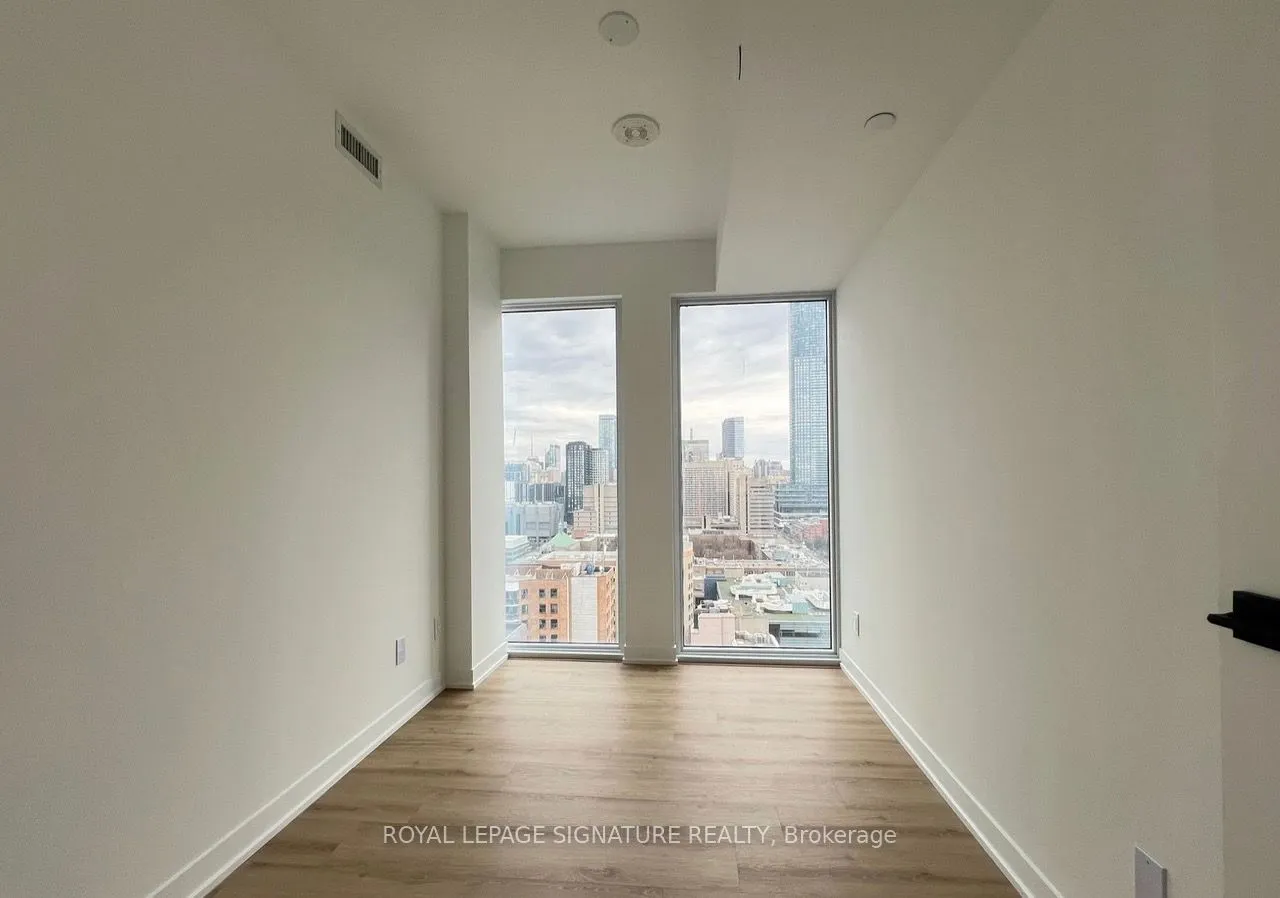 319 Jarvis Street, #4202