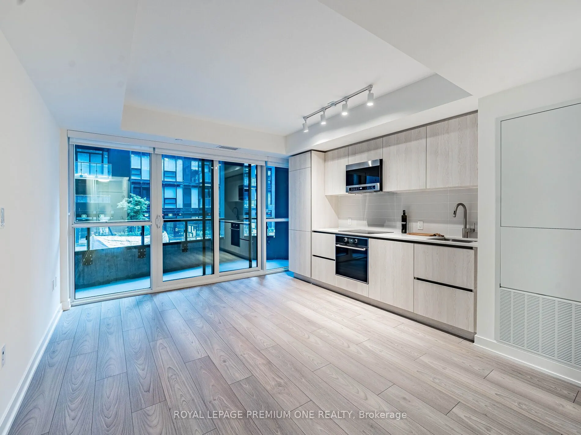 110 BROADWAY Avenue, ##310S