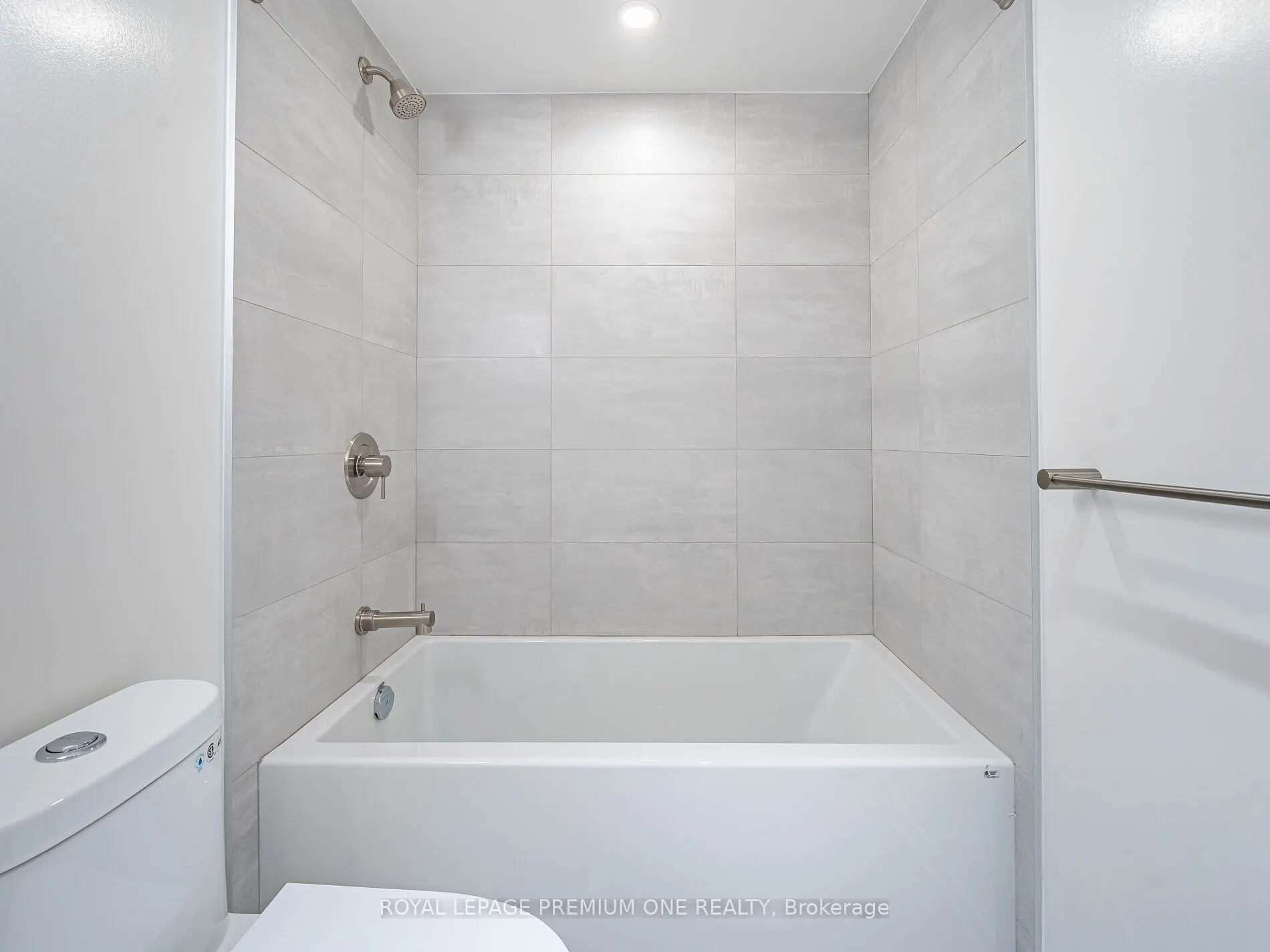 110 BROADWAY Avenue, ##310S