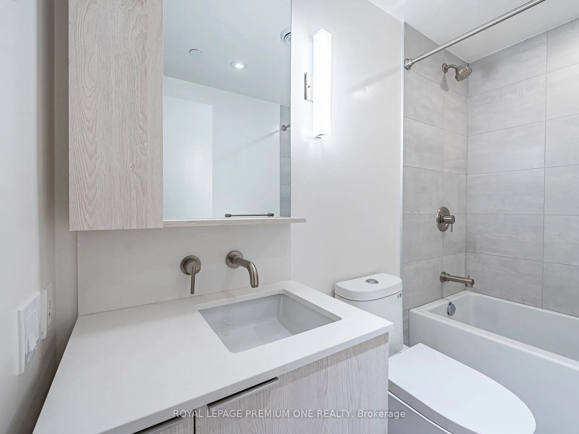 110 BROADWAY Avenue, ##310S