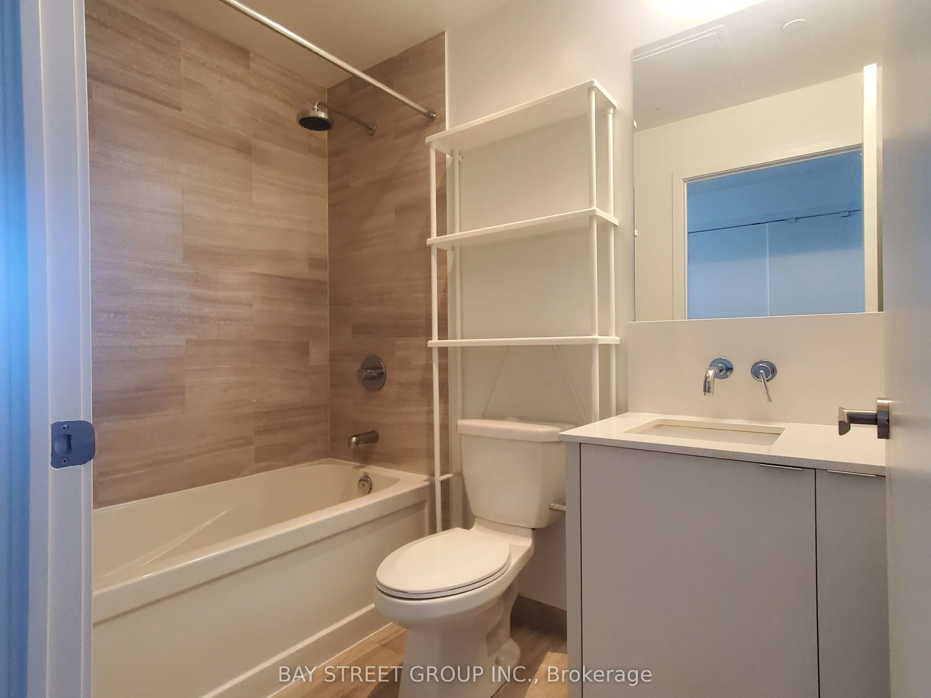 100 Harbour Street, #6708