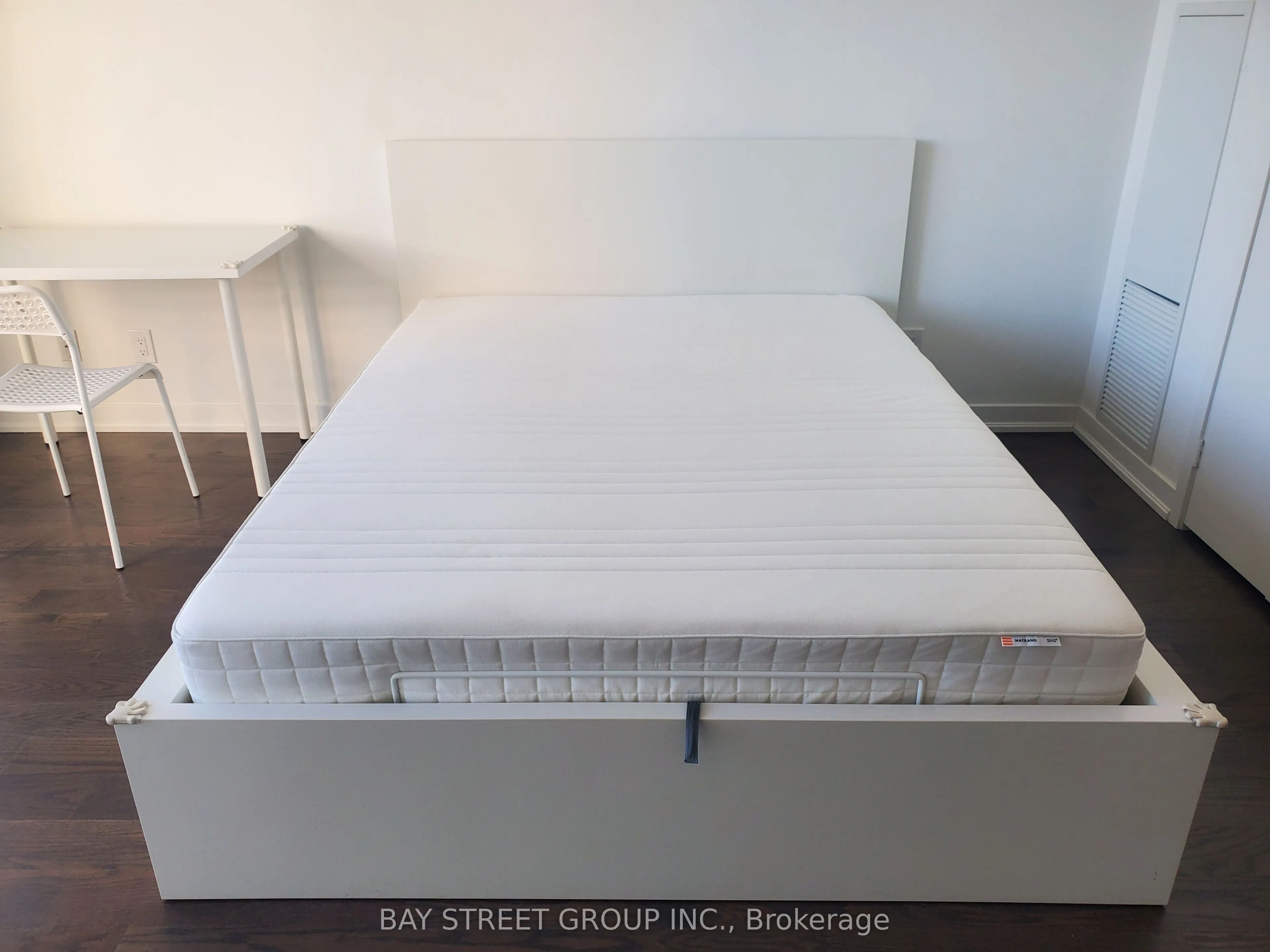 100 Harbour Street, #6708