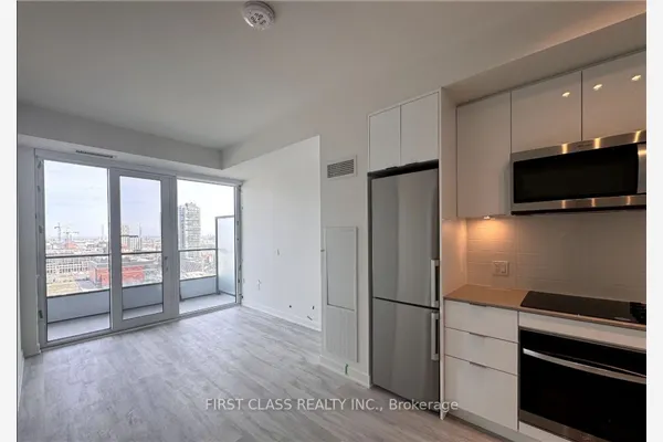 70 Princess Street, #1803 E