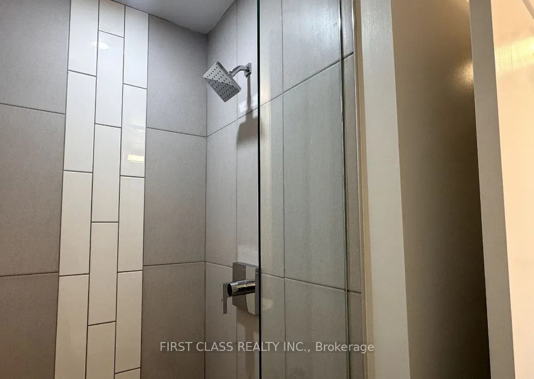 70 Princess Street, #1803 E