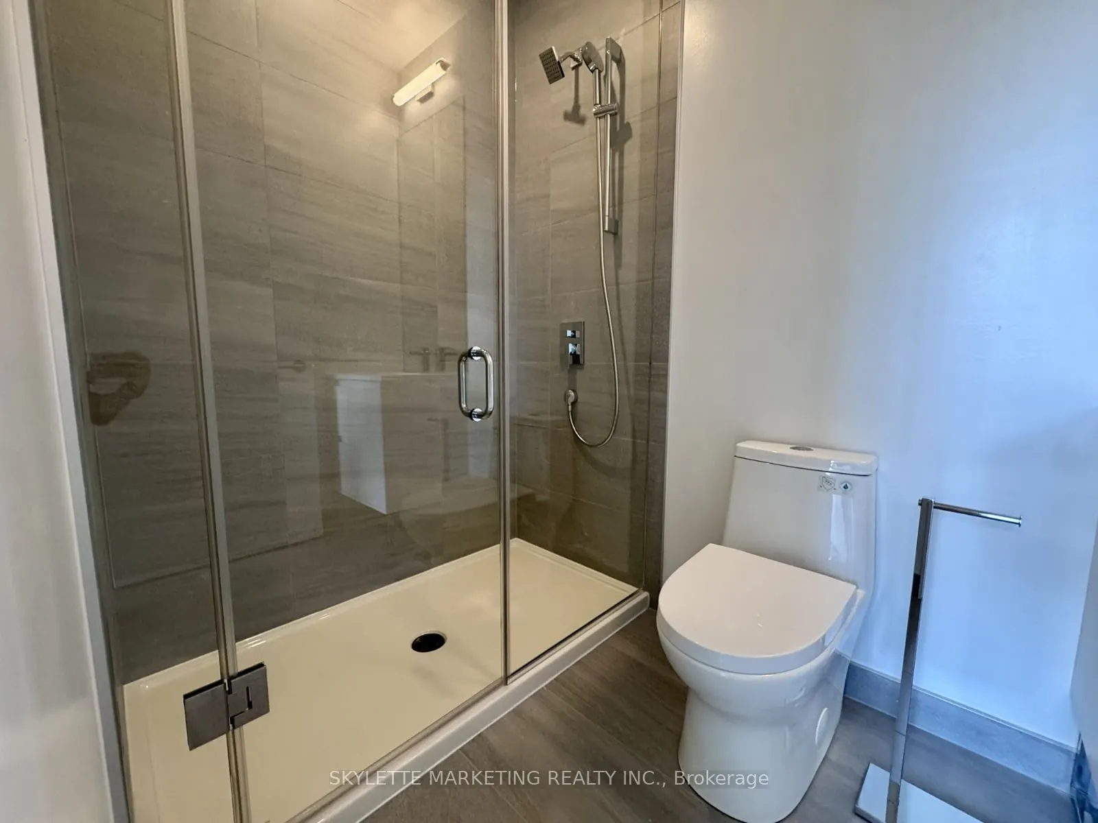 1 Kyle Lowry Road, #118