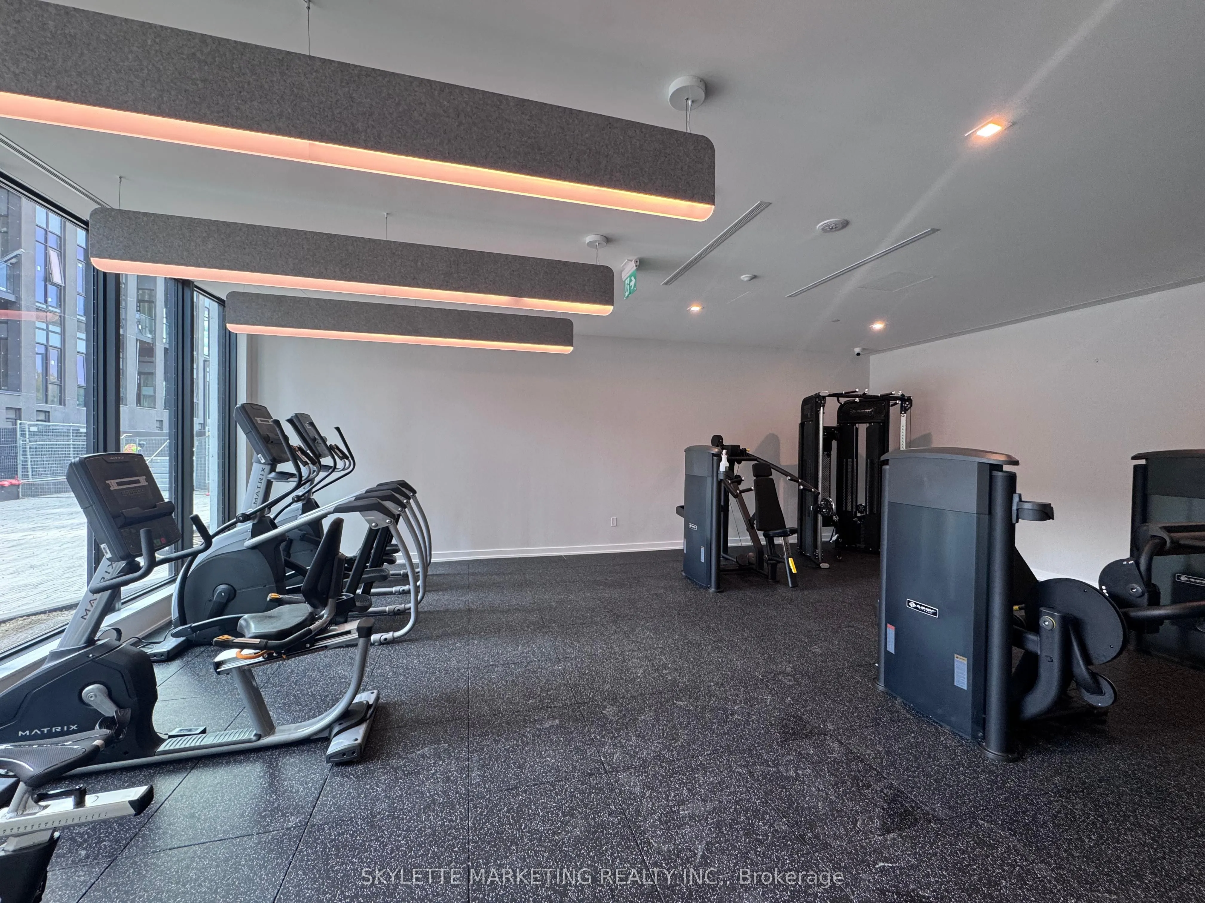 1 Kyle Lowry Road, #118