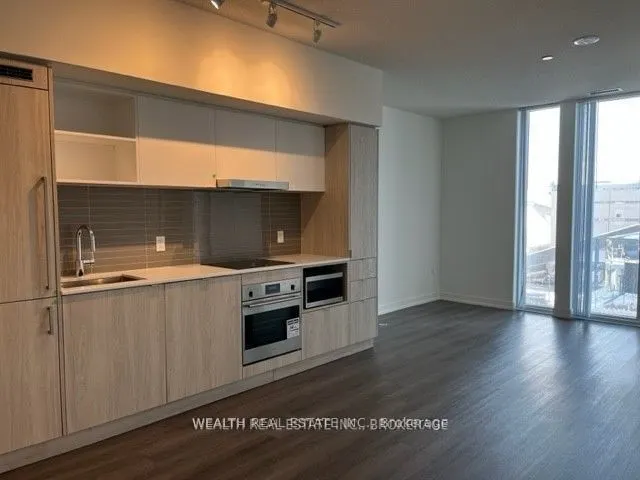 138 Downes Street, #908