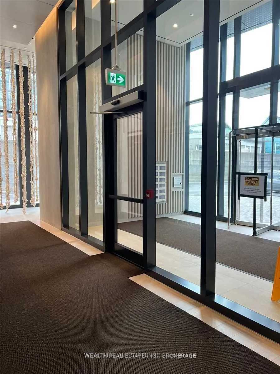 138 Downes Street, #908