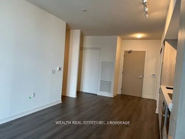 138 Downes Street, #908