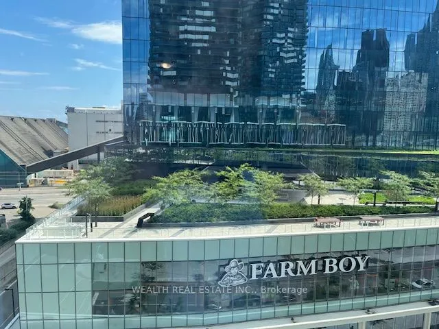 138 Downes Street, #908