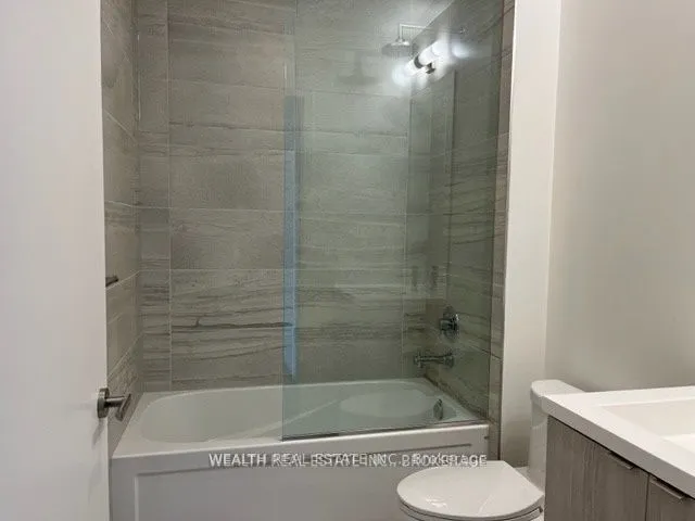 138 Downes Street, #908