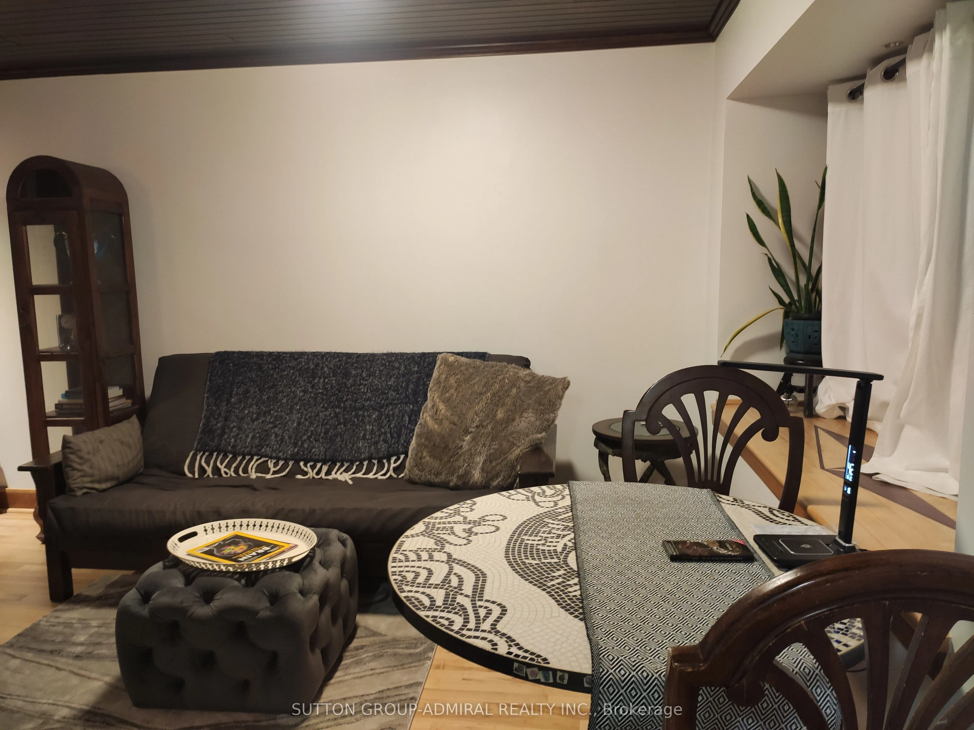 335 Palmerston Boulevard, #Coach house