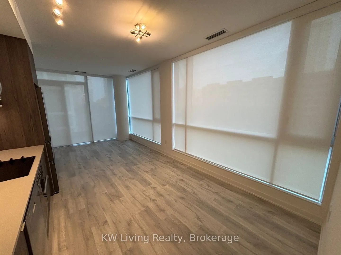 121 Lower Sherbourne Street, #463