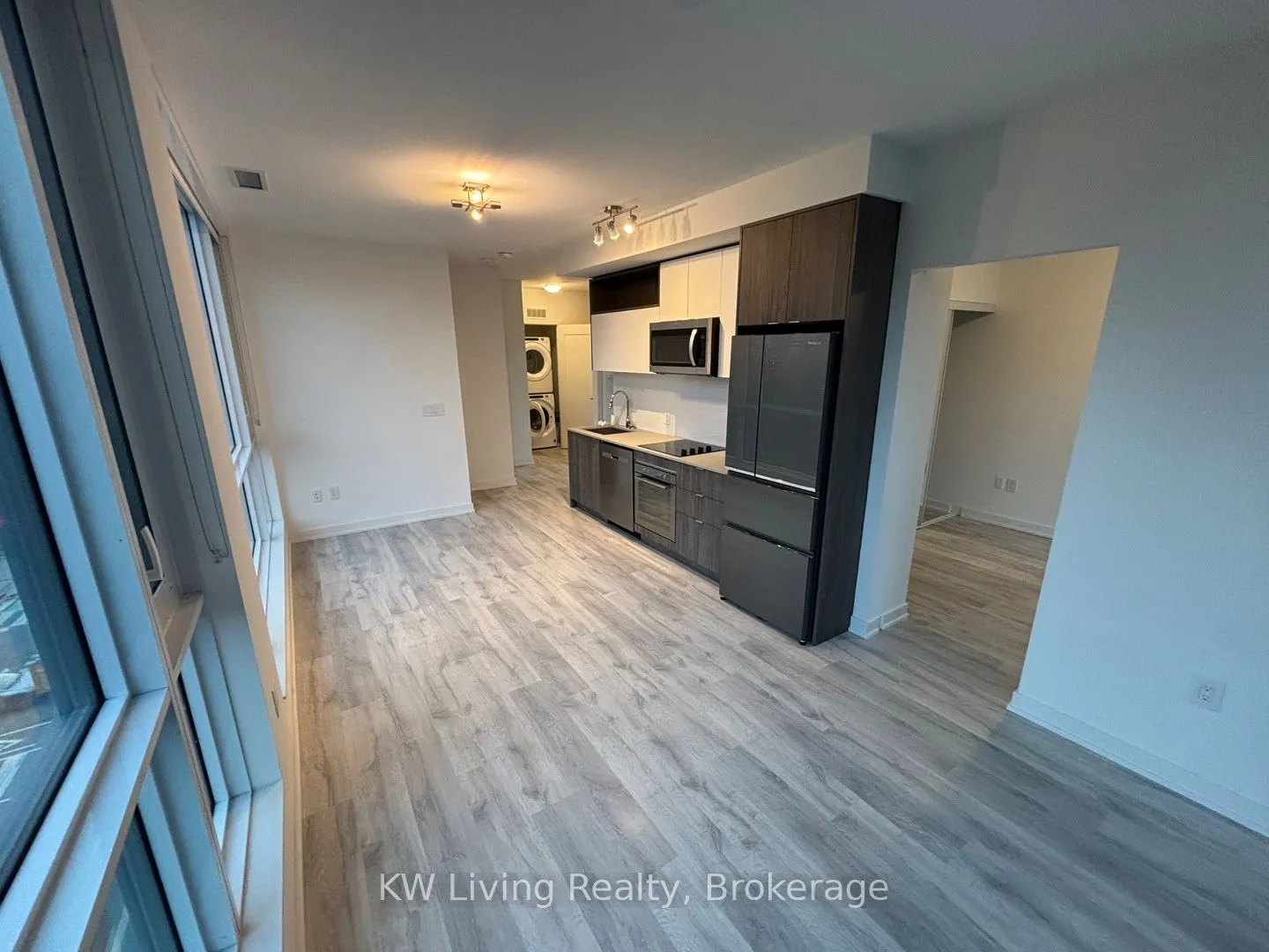 121 Lower Sherbourne Street, #463