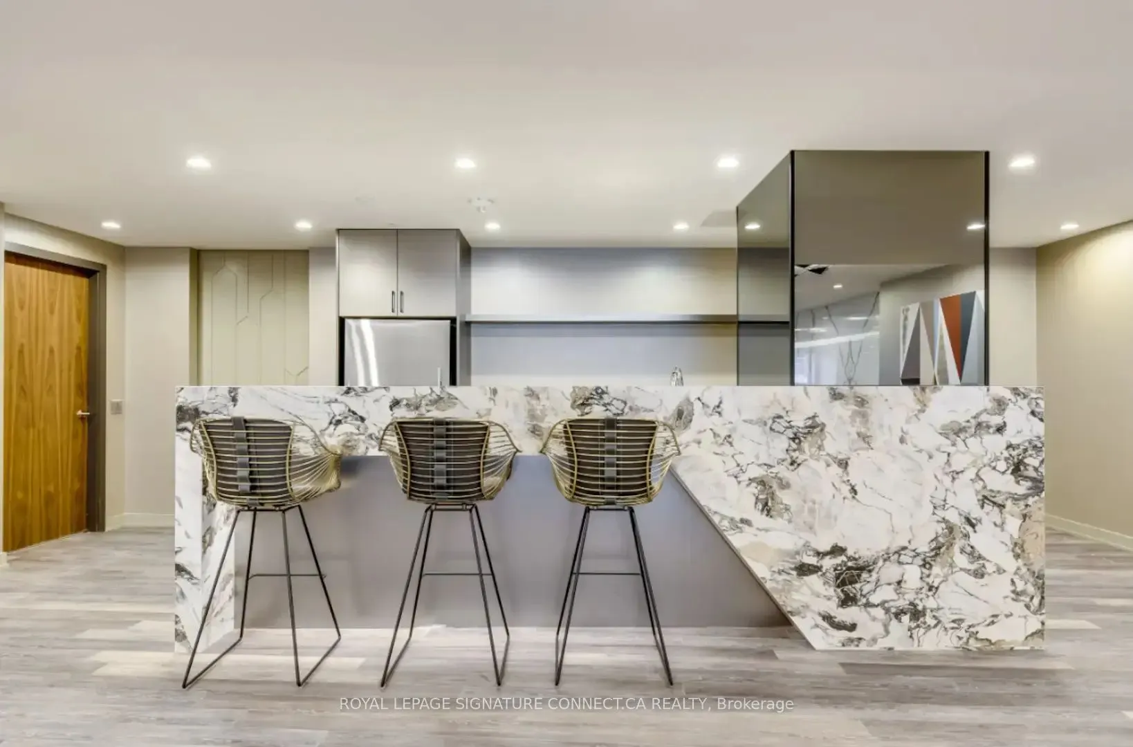 28 Freeland Street, #2006