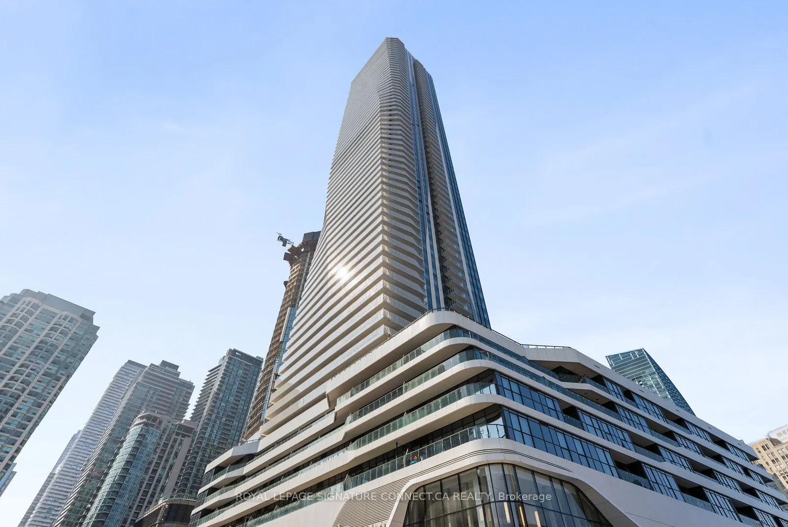 28 Freeland Street, #2006