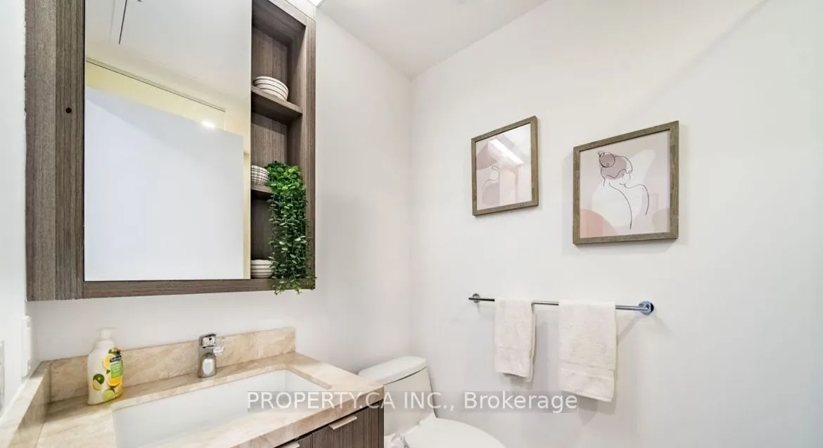 115 Blue Jays Way, #4711