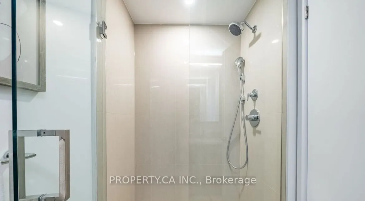 115 Blue Jays Way, #4711