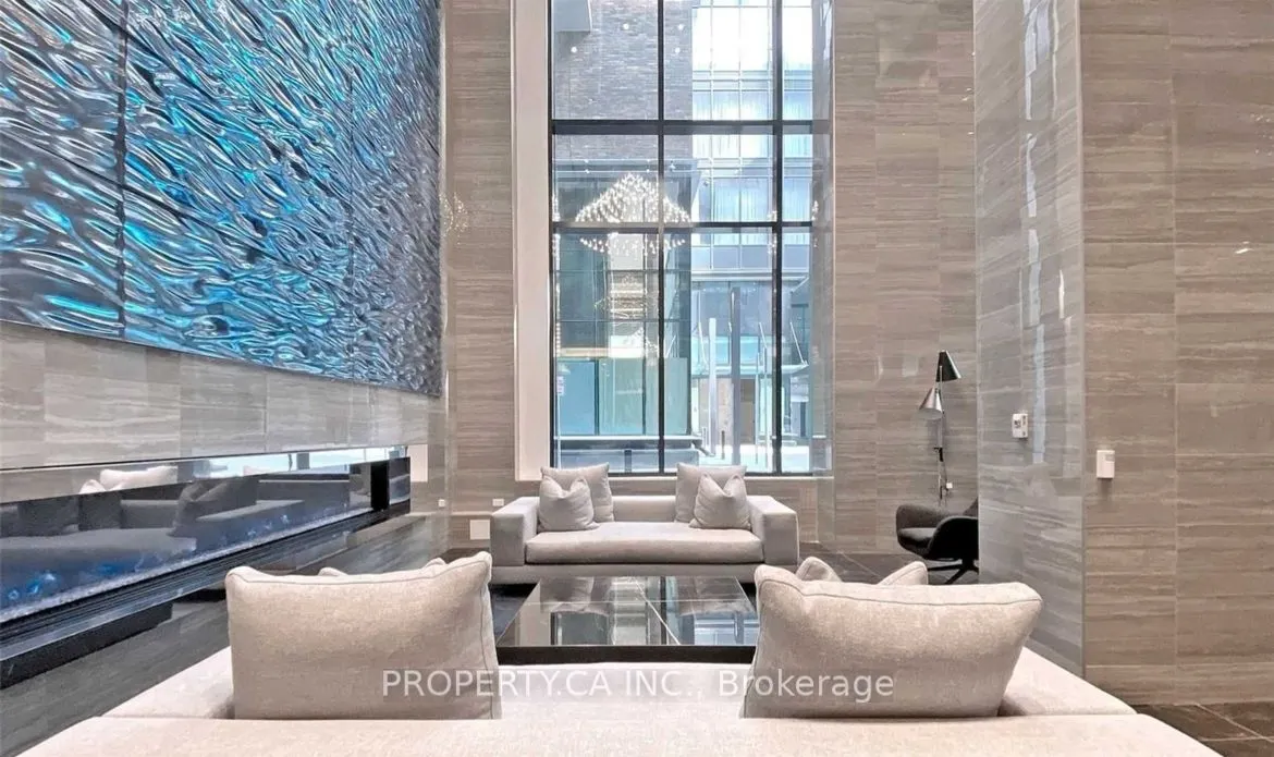 115 Blue Jays Way, #4711