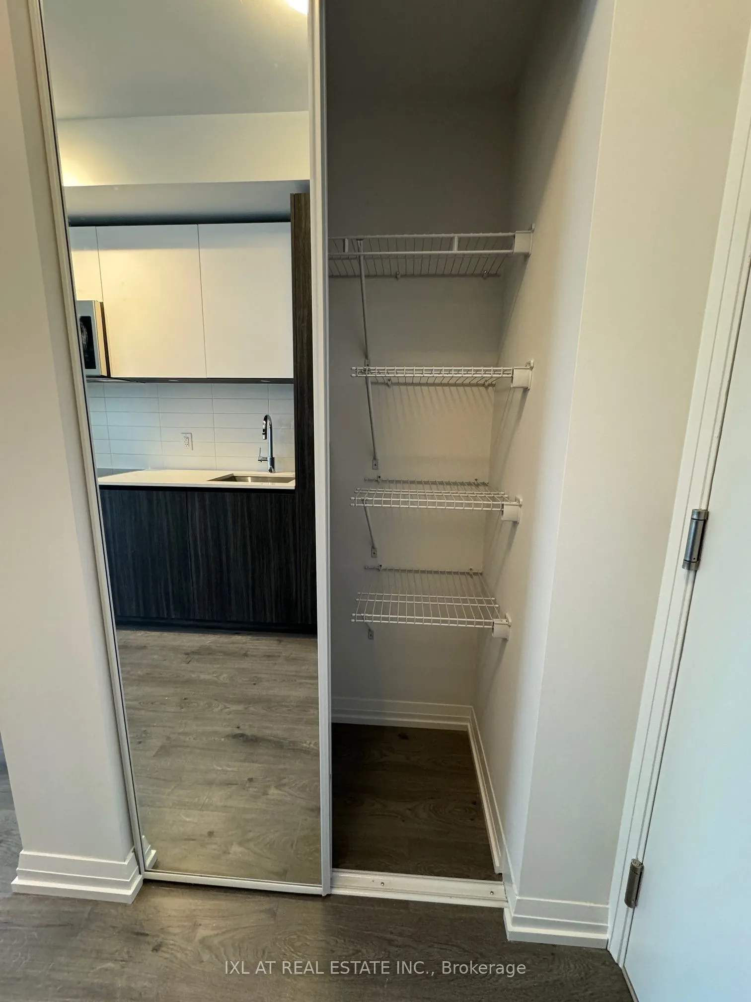 8 Widmer Street, #1608