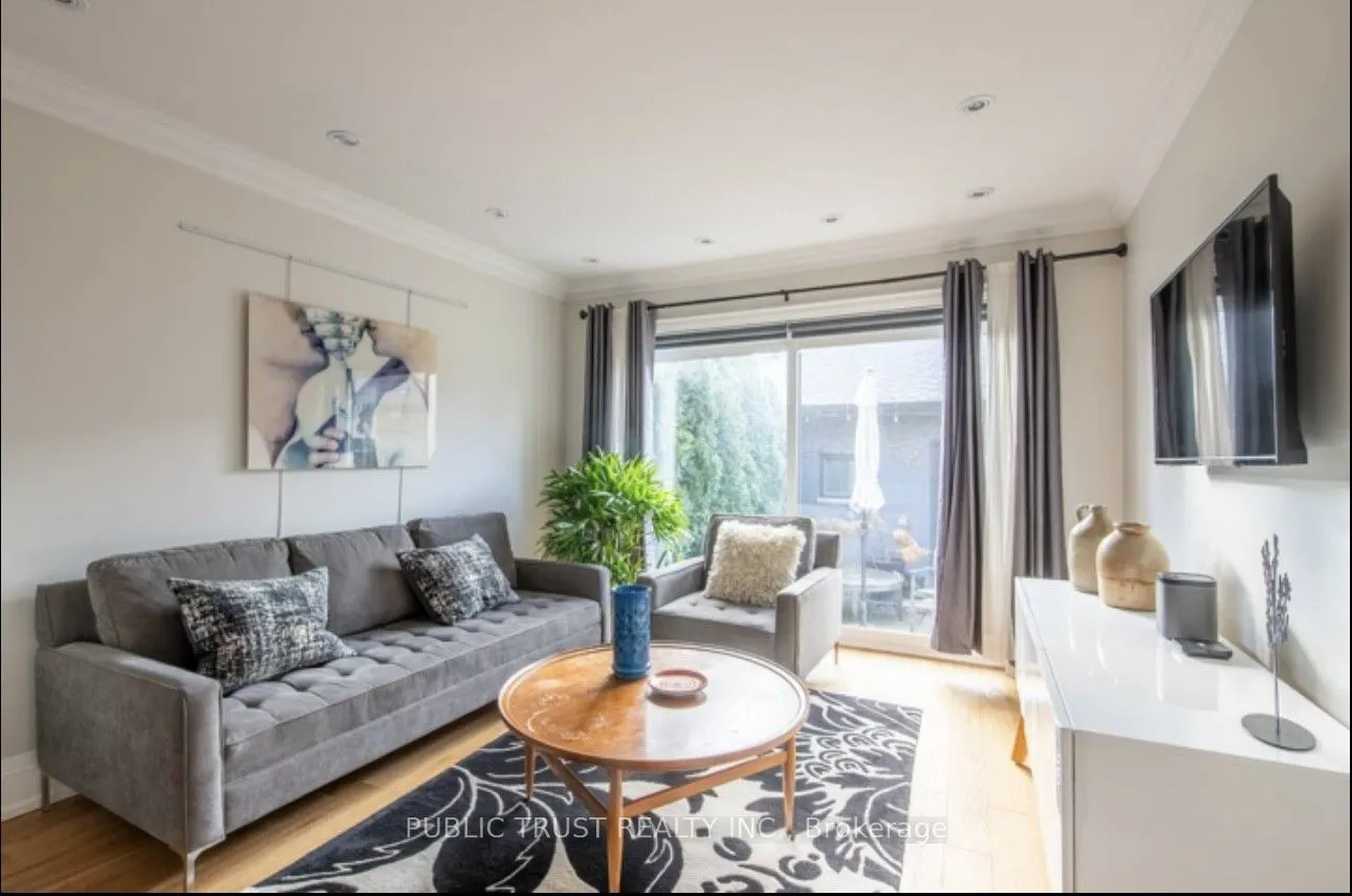 72 Grace Street, #Main Floor