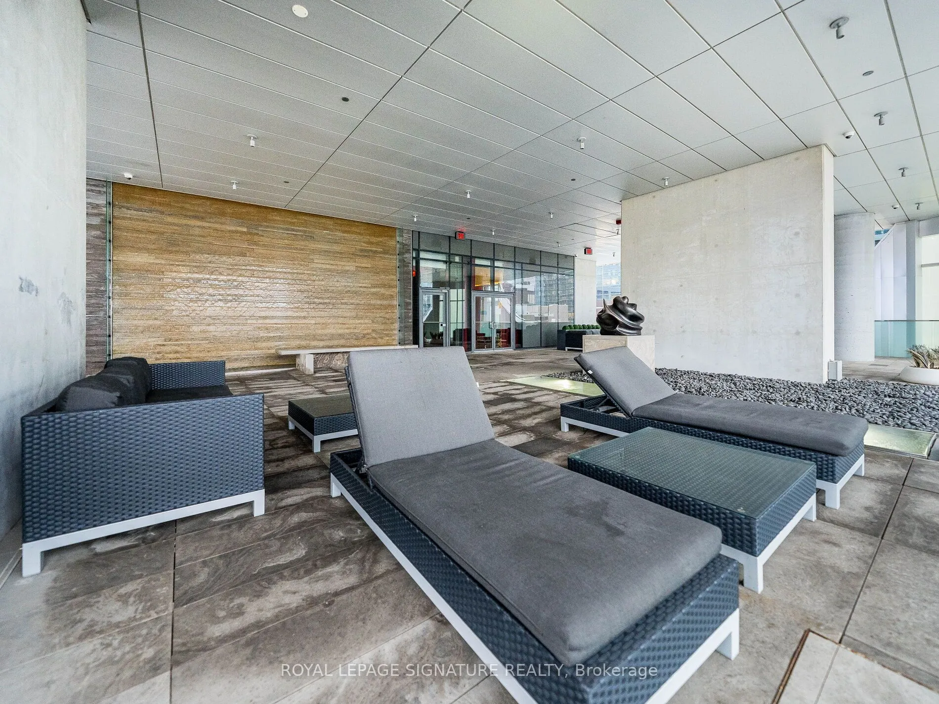 197 Yonge Street, #2107