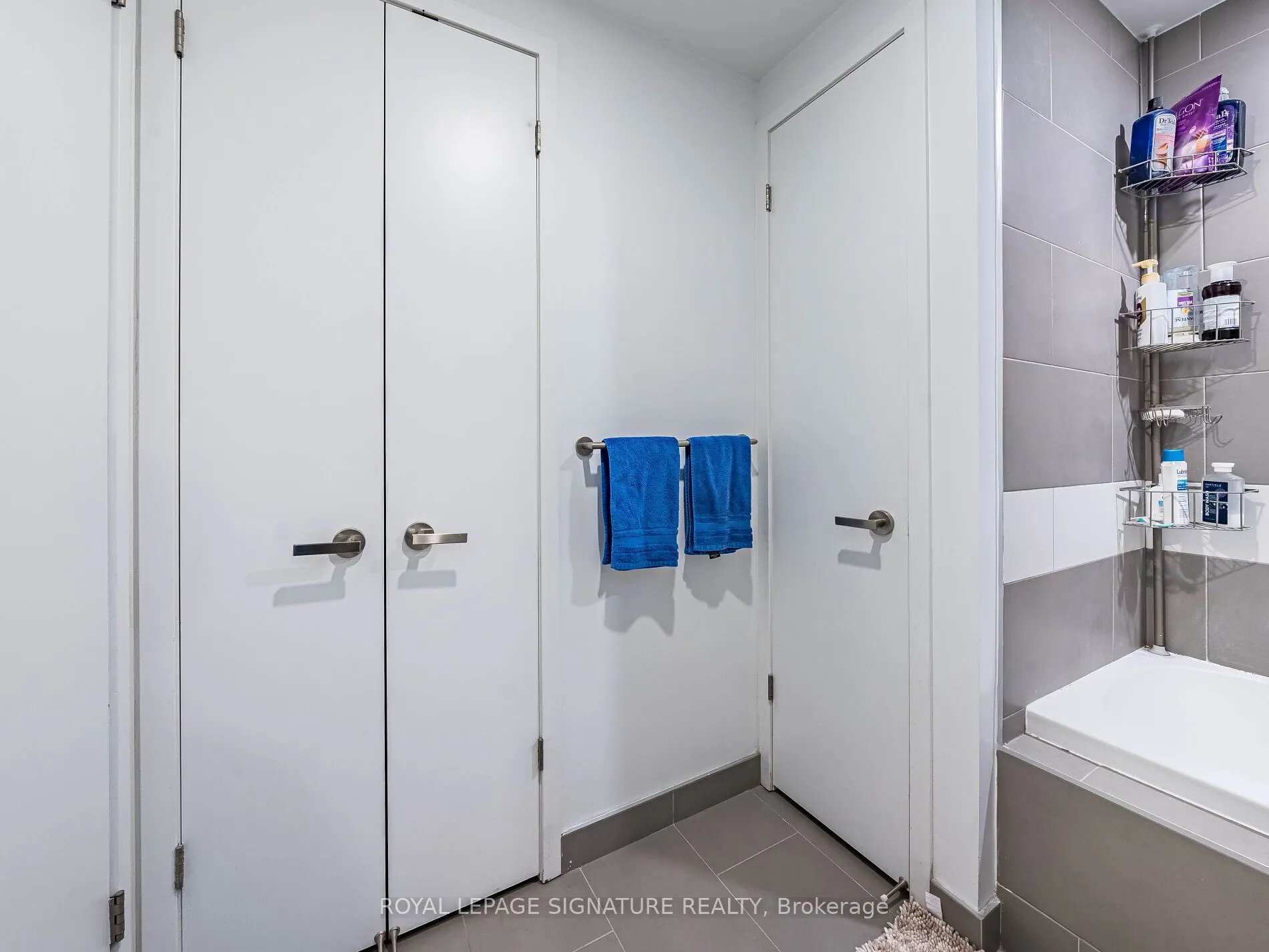 197 Yonge Street, #2107