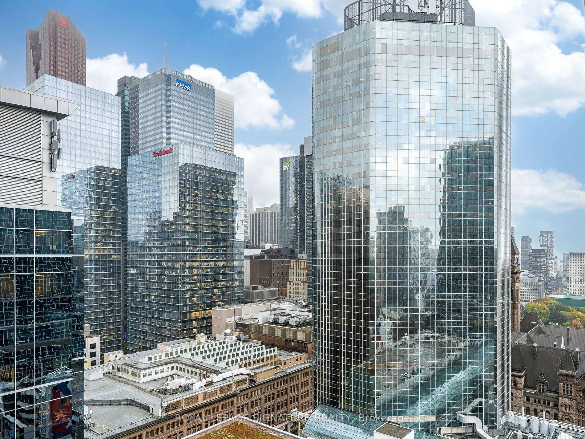 197 Yonge Street, #2107