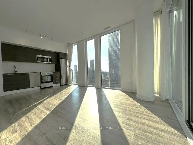 28 Wellesley Street E, #3109