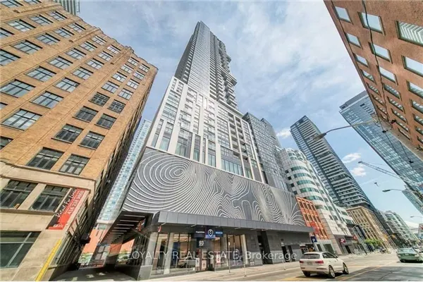 87 Peter Street, #1006