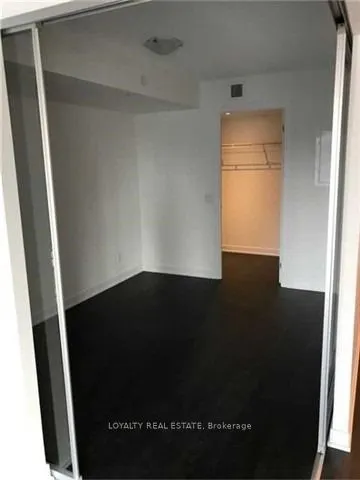 87 Peter Street, #1006