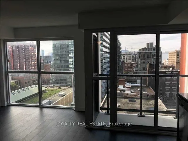 87 Peter Street, #1006