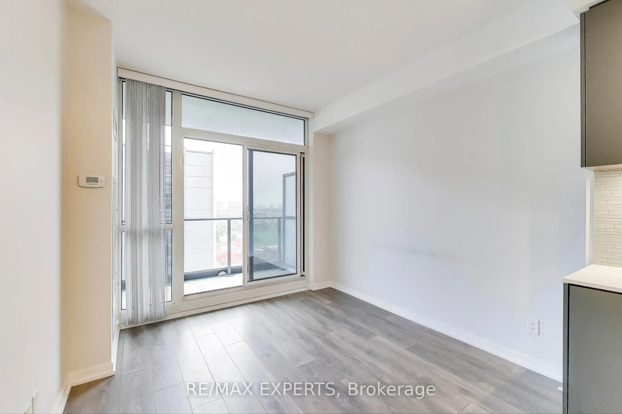 56 Forest Manor Road, #1111