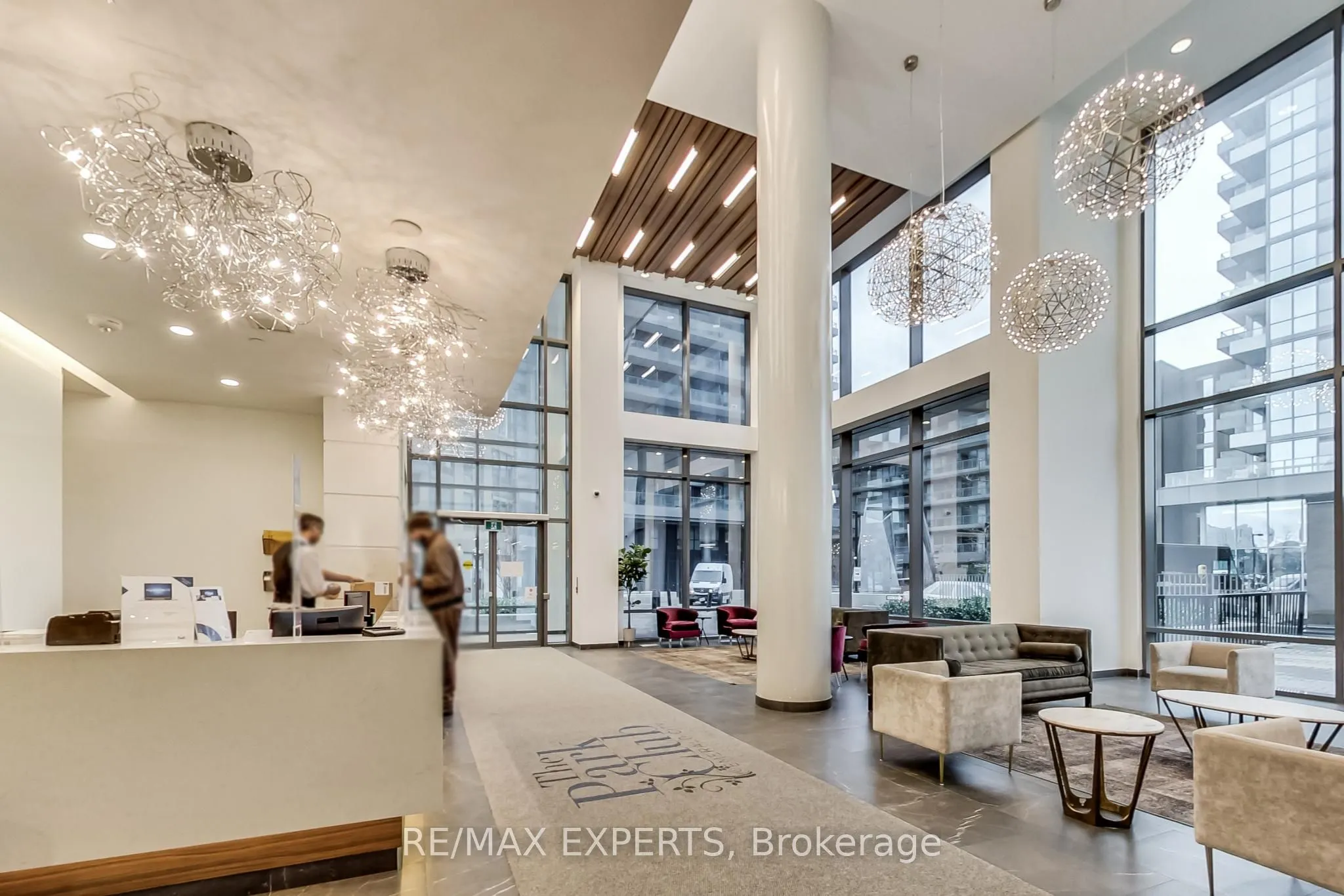 56 Forest Manor Road, #1111