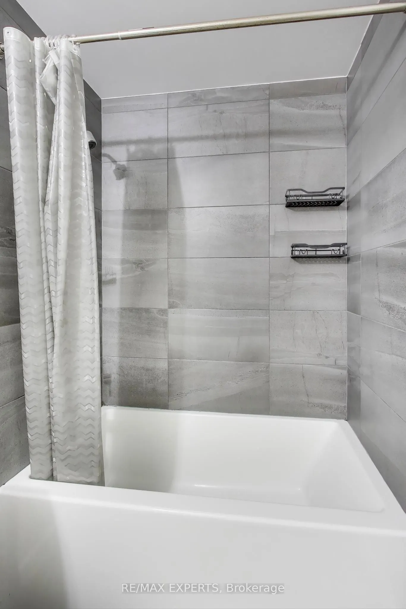 56 Forest Manor Road, #1111