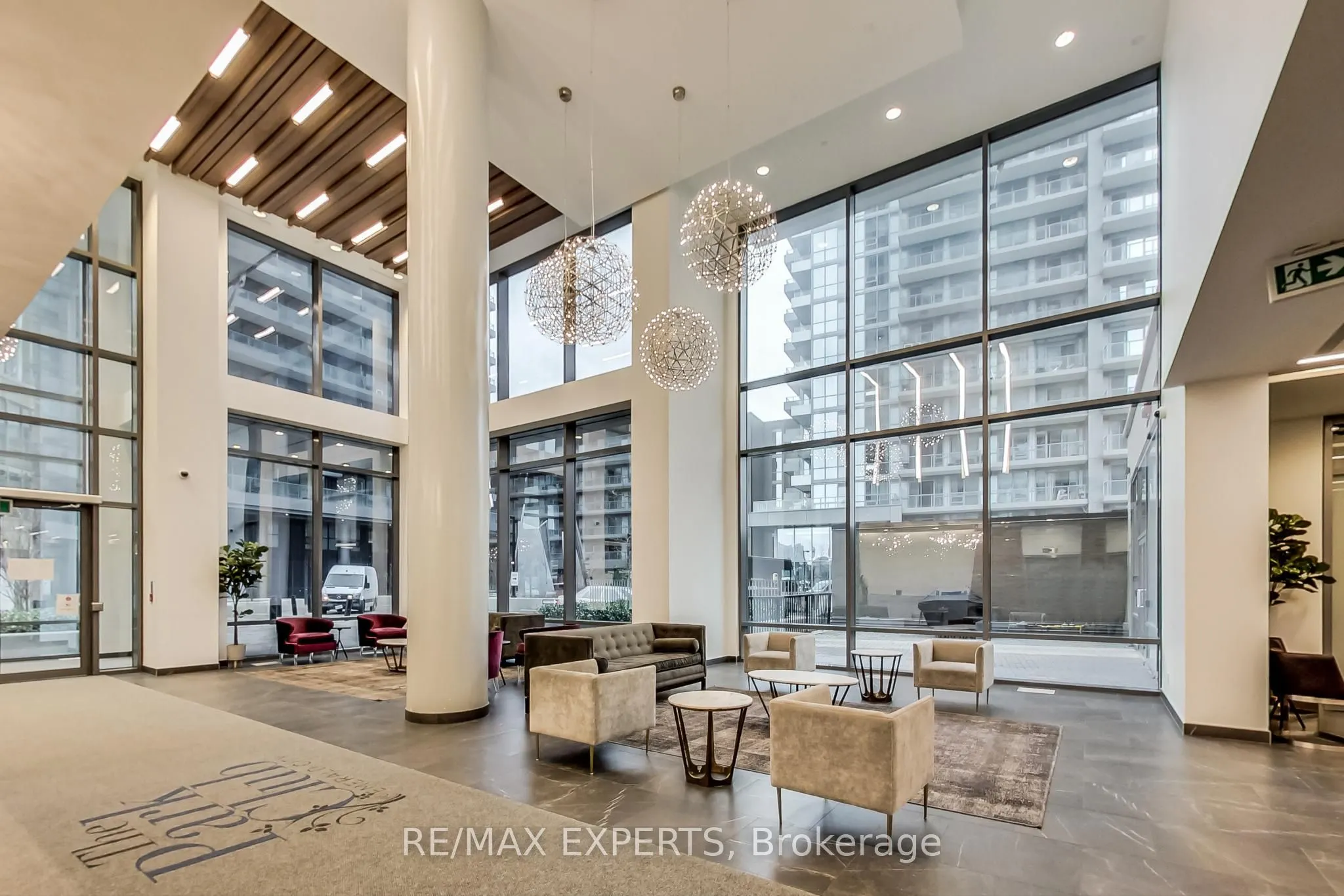 56 Forest Manor Road, #1111